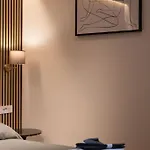 Bed and breakfast Flat Urban 4*