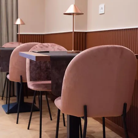 Flat Urban Couette-café