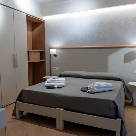 Flat Urban 4*